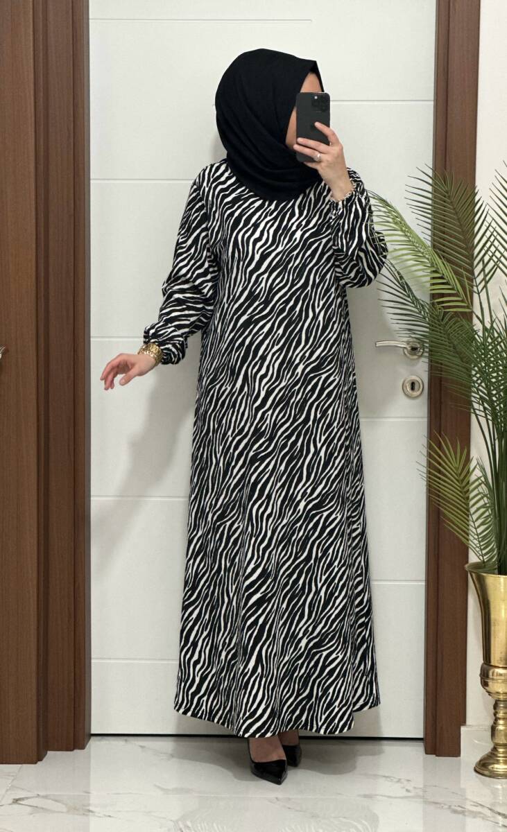 1515 K-70 ZEBRA ELBİSE SİYAH RENK - 1
