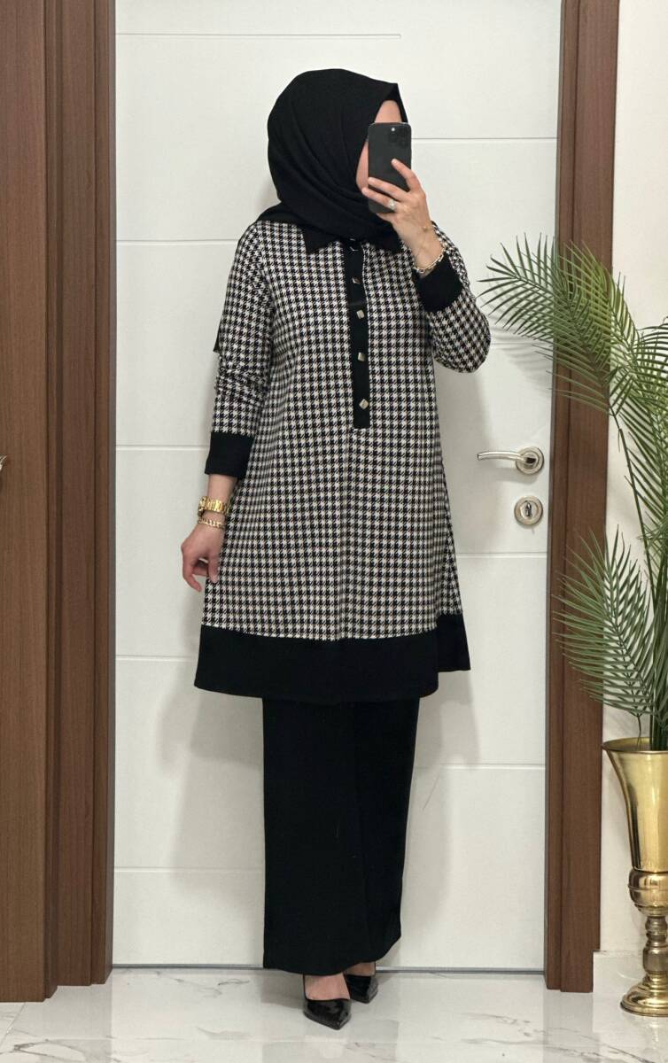 2612 K 150 SİYAH KAZ AYAGI DÜĞMELİ TAKIM - 1