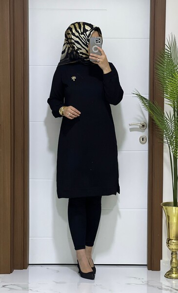 4010 K30 SİYAH BROŞLU TUNİK - MODA ALMİRA