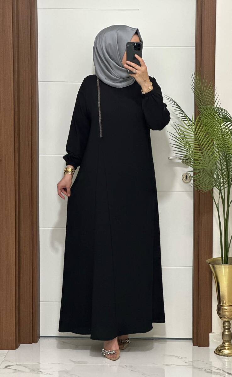 6237 K 150 SİYAH KREP KUMAŞ TAŞLI GÜLŞEN ELBİSE - 1