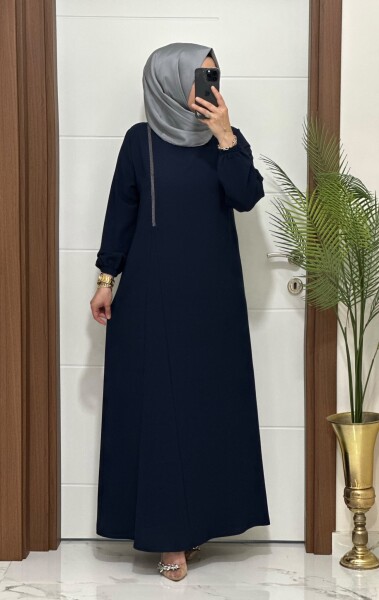 6237 K 150 LACİVERT KREP KUMAŞ TAŞLI GÜLŞEN ELBİSE - MODA ALMİRA