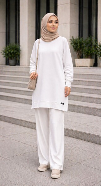 6801 K 60 BEYAZ SPOR TUNİK - MODA ALMİRA