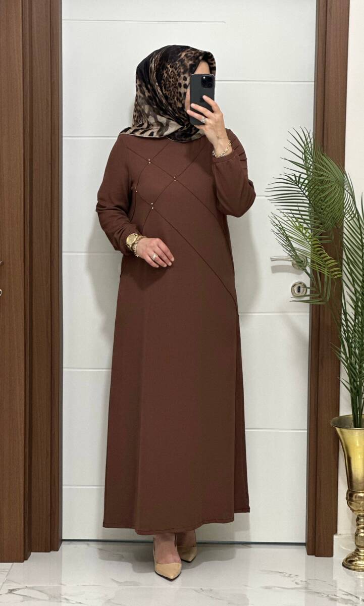 F10 K 80 KAHVERENK ÇAPRAZ ÇIMALI TAŞLI ELBİSE - 2